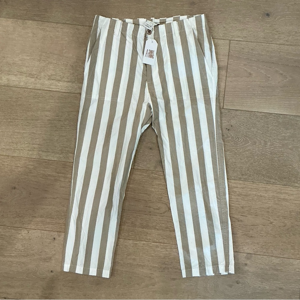 A Shirt Thing Griffin Pants Size: Small (NWT)